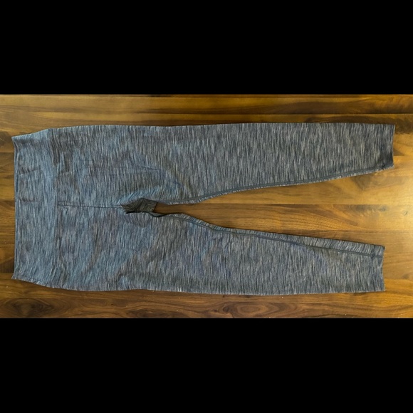 Outdoor Voices Freeform 7/8 Leggings in Charcoal size L - Picture 1 of 3